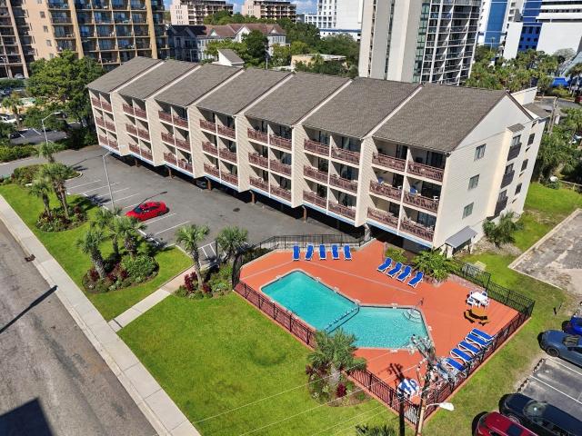 202 75th Ave. N 5706/5