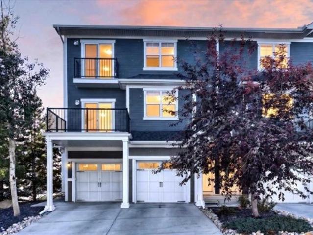 202 881 Sage Valley Boulevard Nw, Calgary, AB, T3R 0R1 townhouse for sale | Listing ID A2346 | Royal LePage
