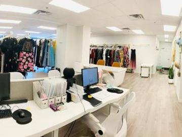 Commercial for sale in Longueuil