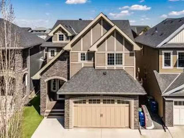 202 Cooperstown Lane Sw, Airdrie, AB, T4B 2L2 house for sale.