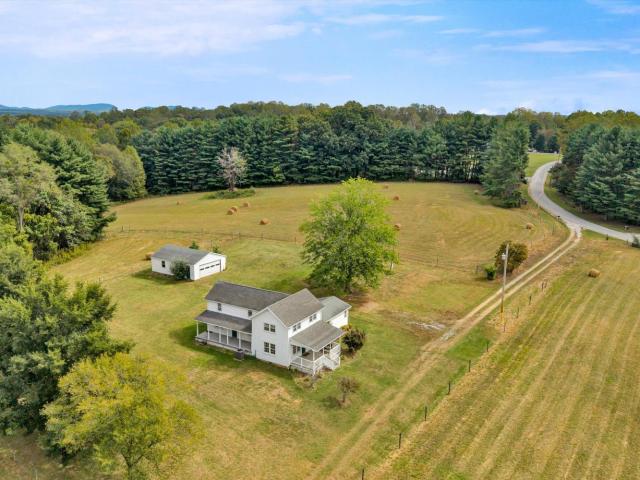 202 Chestnut Lane