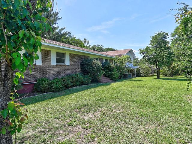 202 Christopher Dr
