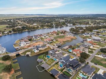202 Clearwater Drive, Kingsland, US, TX
