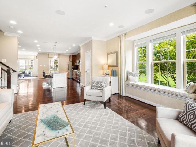 202 Admirals Court