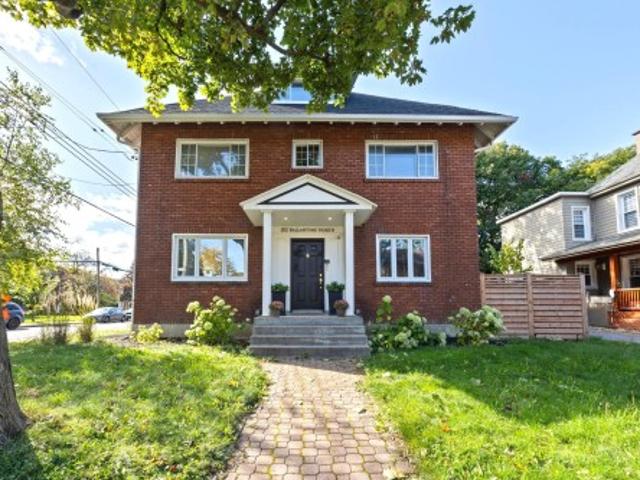 202 Av. Ballantyne N. Montréal Ouest, QC, H4X 2C2 house for sale | Listing ID 11835 | Royal LePage