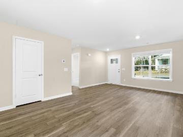 202 Blackwood St, Greenville, SC 29611 | MLS #1589