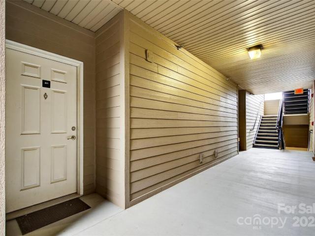 202 Brickton Village Cir, Unit 201, Fletcher, NC 28732 | MLS #4389