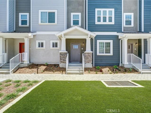 202 E 14th Street 3