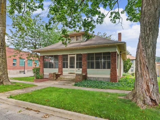 202 E Washington Street