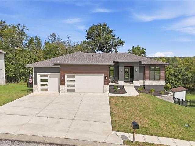 202 E Maple Street