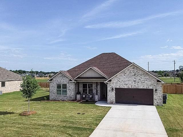 202 Farmland Circle