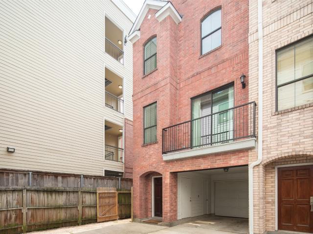 202 McGowen St, Unit F, Houston, TX 77006 | MLS #84566