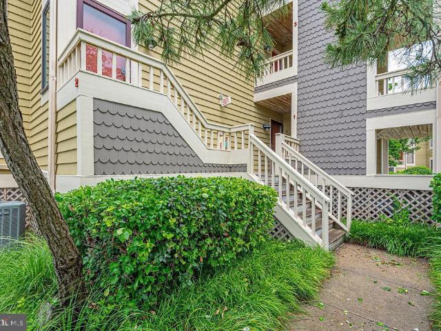 202 N Heron Drive # 2022B