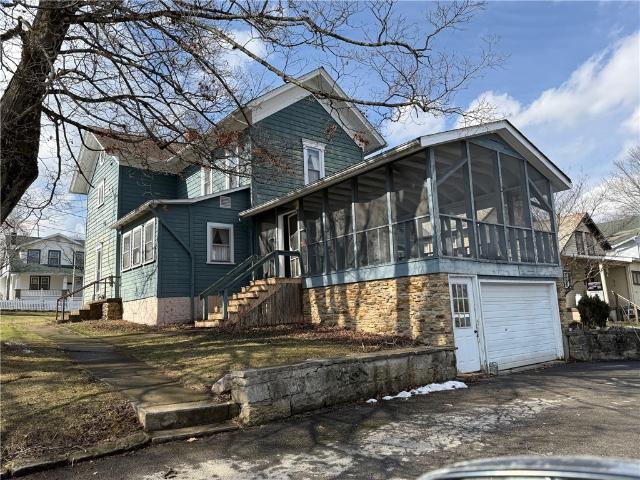 202 N Otter St