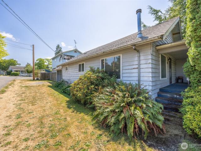 202 S 7th Street