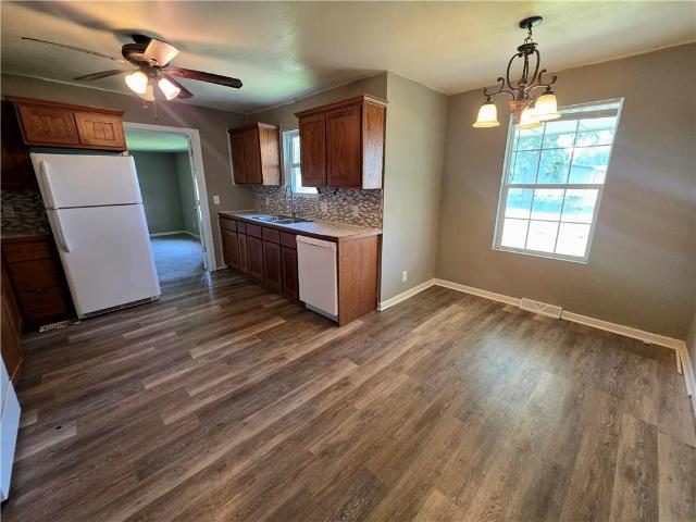 202 S 7th Street