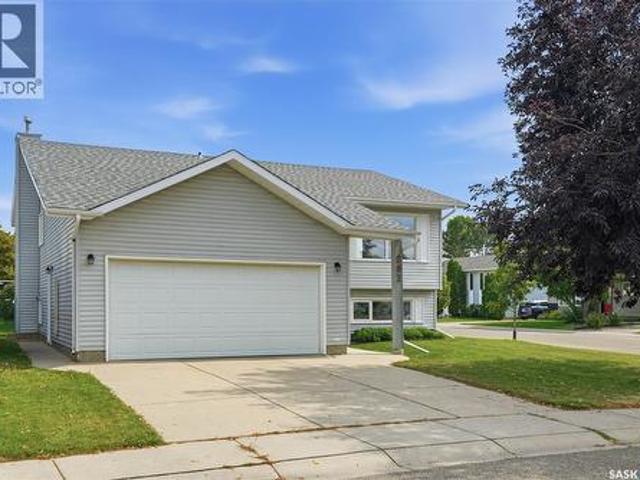 202 Stacey Court, Saskatoon, SK, S7L 7A7 house for sale | Listing ID SK045835 | Royal LePage