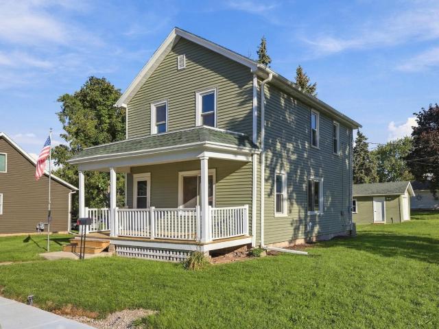 202 W 9TH Street