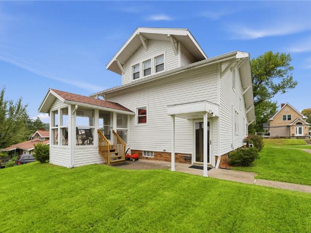 202 Walnut Street