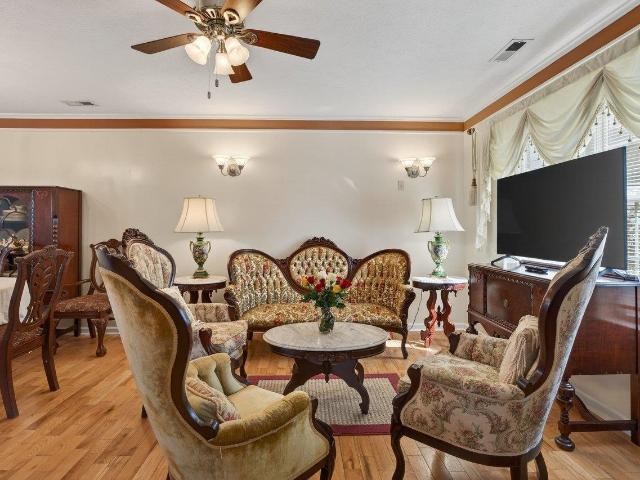 202 tara dawn cir