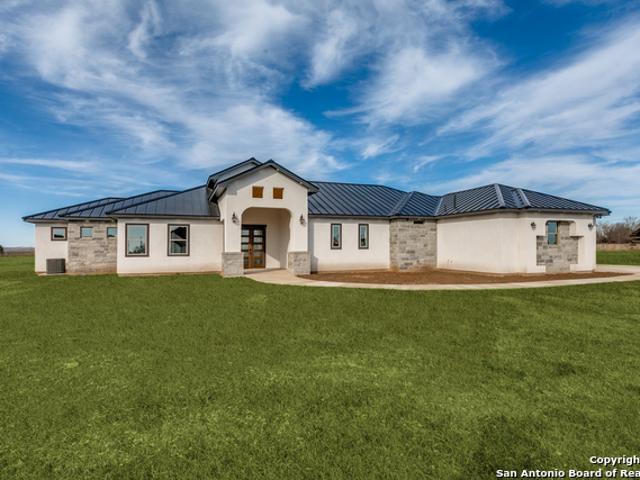 202 Venado Oak