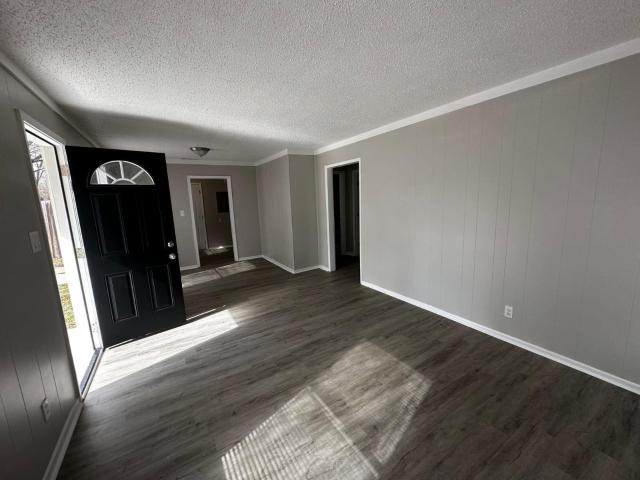 2034 driftwood ave