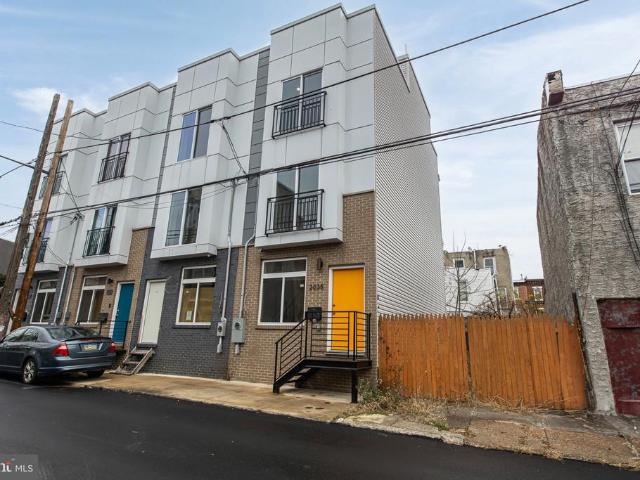 2035 N Orianna Street