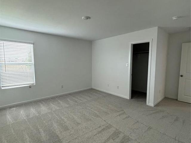 2035 Neyland Drive