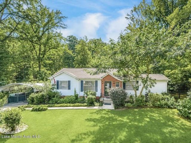 2035 East Cir, Alexander City, AL 35010