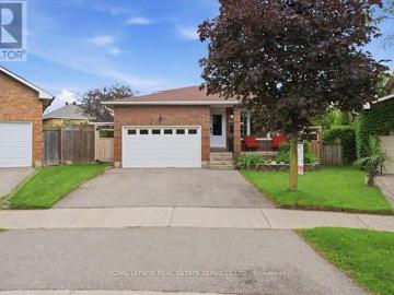 2035 Pen Street, Oakville, ON, L6H 3L2 house for sale | Listing ID W13493 | Royal LePage