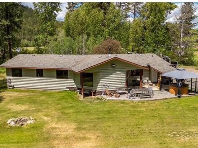 2035 Princeton Summerland Road, Princeton, BC, V0X 1W0 Luxury House for sale | Listing ID 10374 | Royal LePage Carriage Trade Luxury Properties