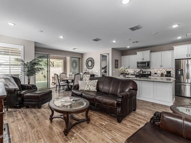 20364 W Elm Dr, Buckeye, AZ 85396 | MLS #6990