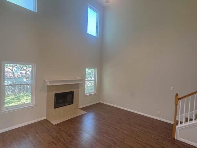 2037 Northview Dr