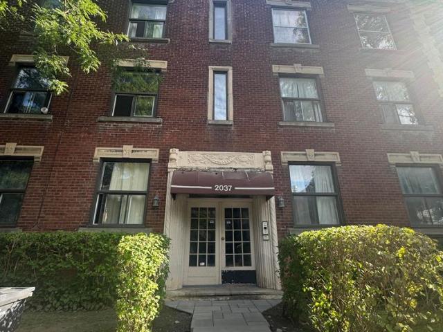 2037 Boul. Décarie, Montréal Côte des Neiges, QC H4A