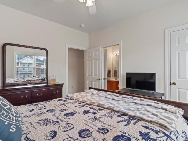 2037 Silver Crest Dr. 16 E