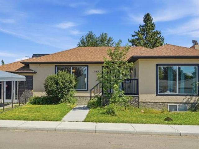 2037 18 Avenue, Didsbury, AB, T0M 0W0 house for sale | Listing ID A2334 | Royal LePage