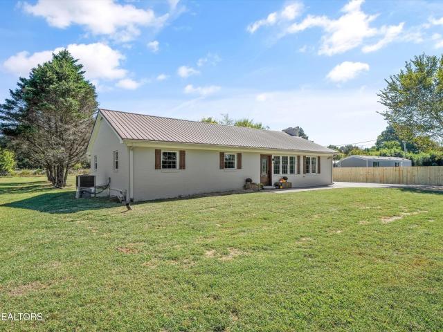 2038 Highway 11 N