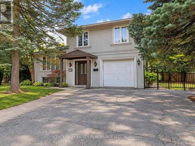 2039 Wakely Street, Oakville, ON, L6L 2K3 house for sale | Listing ID W13808 | Royal LePage