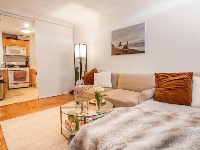 2030 N Adams Street # 1109