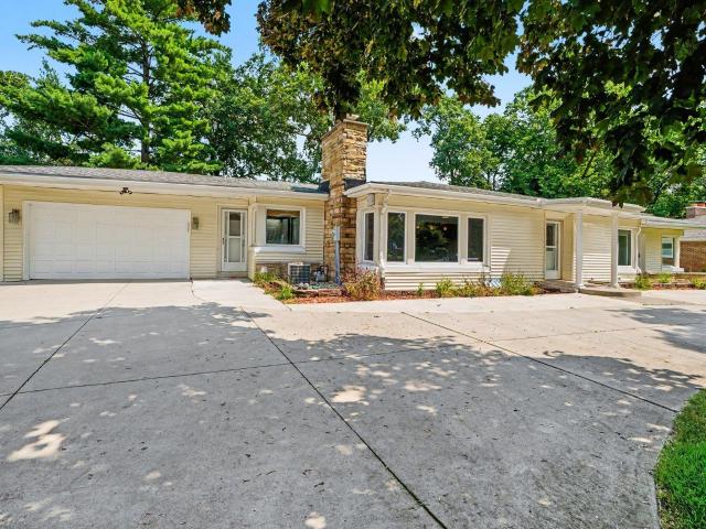 2030 Greenleaf Boulevard