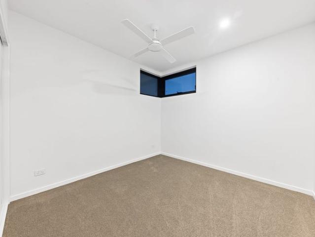 203/11 Waterside Retreat