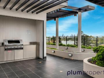 203/133 Clarence Road INDOOROOPILLY
