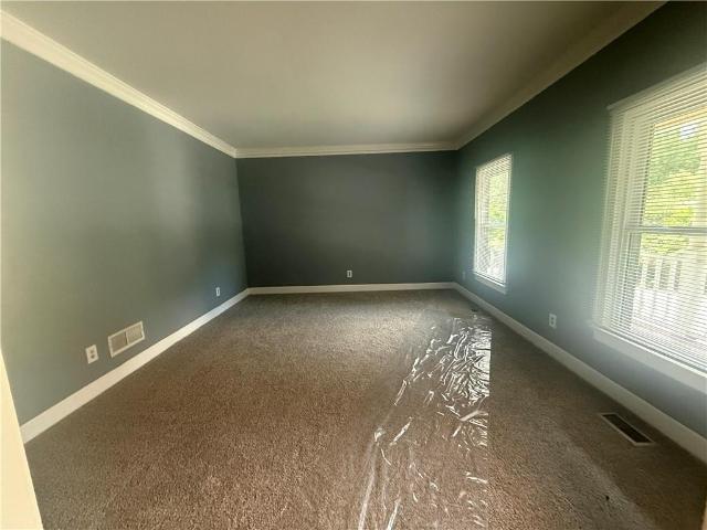 2031 Lakewood Circle