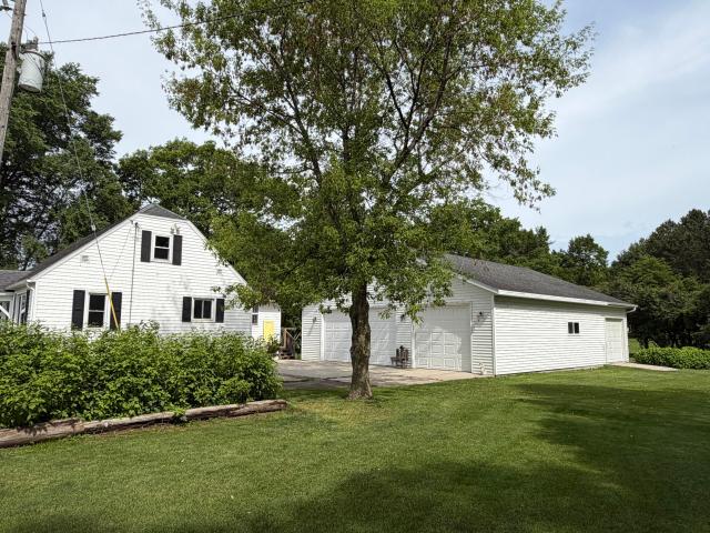 2032 County Highway VV