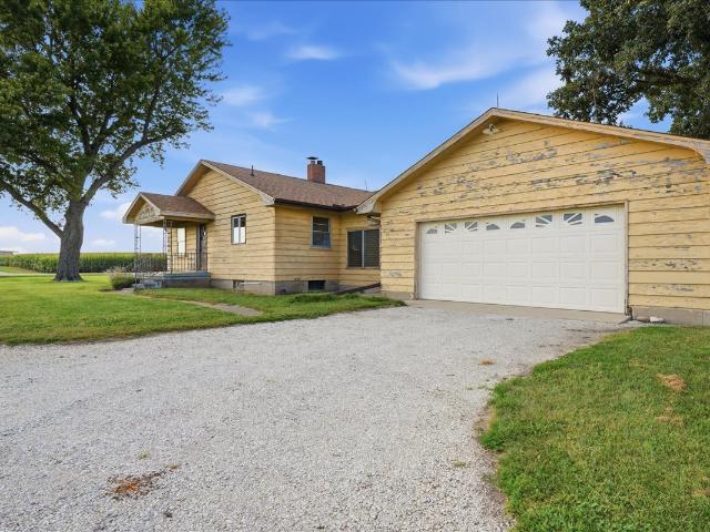 2032 County Road 2400 E