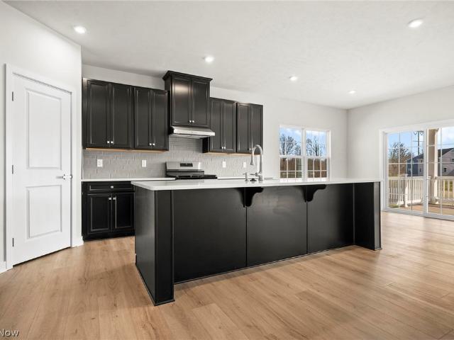 2032 Viewpointe Court