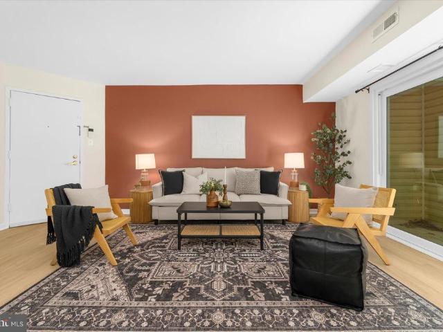 20332 Beaconfield Terrace # 20332