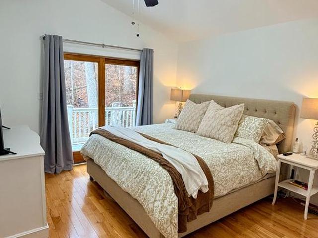 2033 Boyds Trail