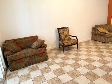 2033 S Hill Dr, Biloxi, MS 39532 | MLS #4120