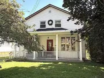 203 207 Boul. Neptune, Dorval, QC, H9S 2L3 house for sale.
